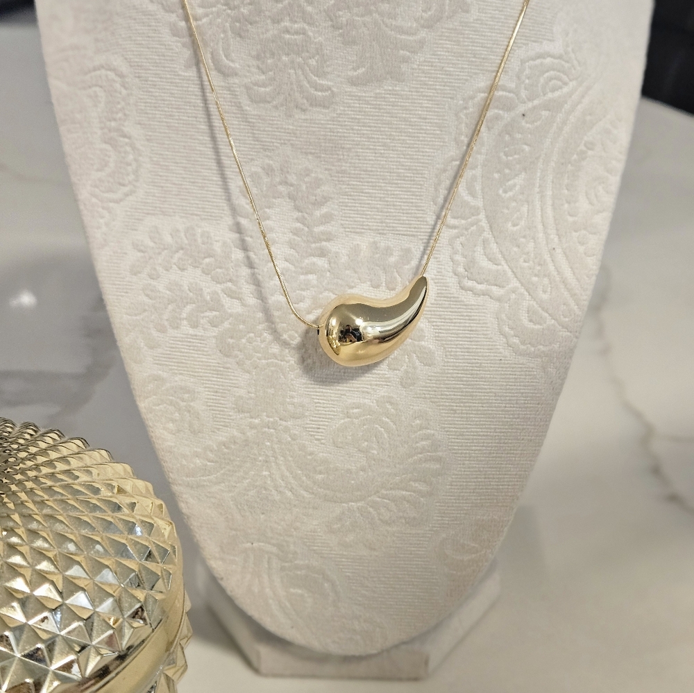 Water Drop Necklace